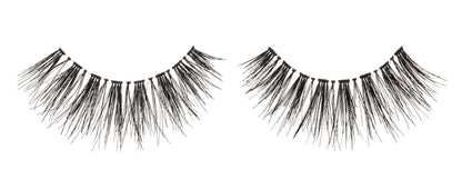 1 pair of lashes on a white background